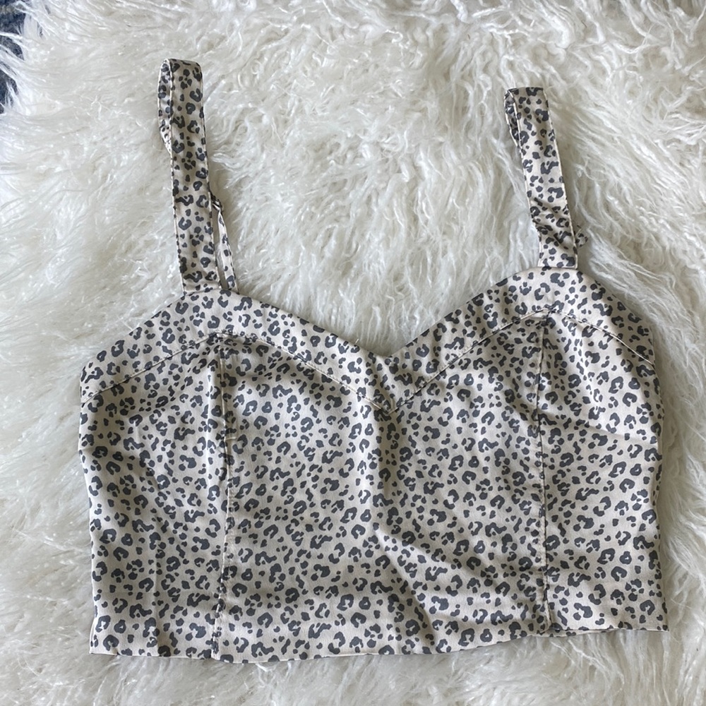 Neutral cheetah print tank top